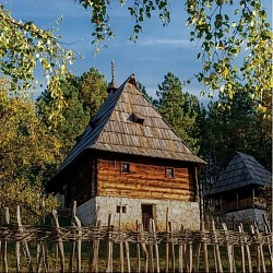 Старо село Сирогојно - музеј на отвореном